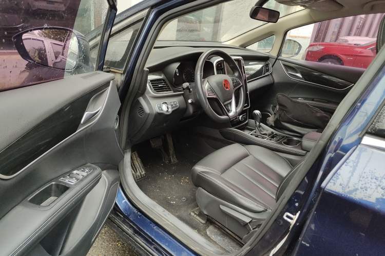 Used BYD Song MAX 2017 1.5T Automatic Smart Connect Elite 7-Seater
