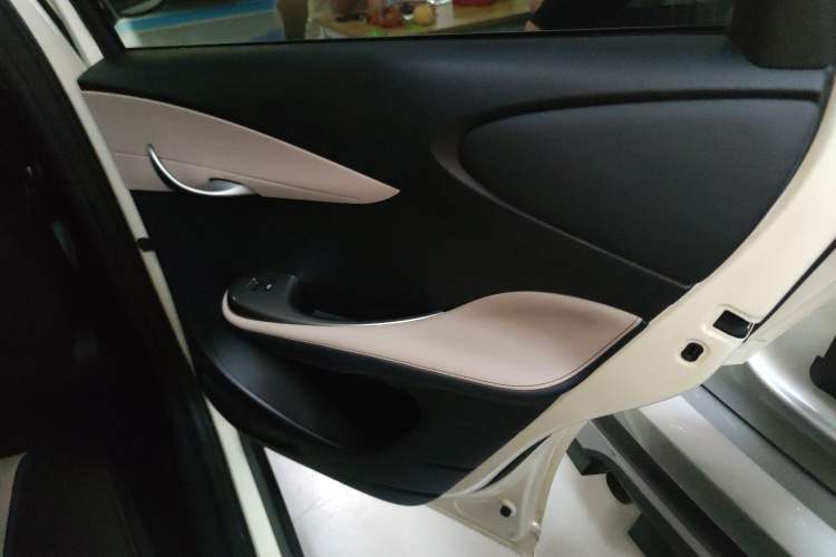 Used BYD Dolphin 2023 420 km Fashion Edition
