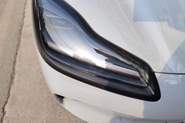 Used Wuling Bingo PLUS 2024 330 km Range Five-Seater Version
