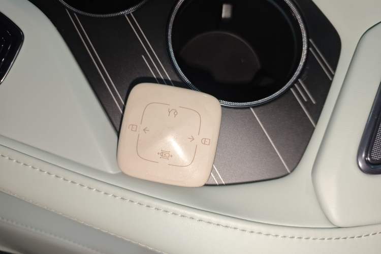 Used Zeekr 001 2025 WE Edition 100 kWh Rear-Wheel Drive
