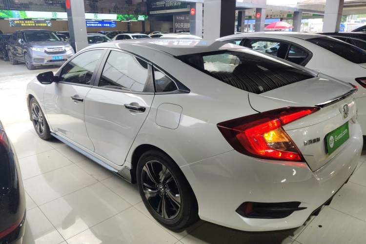 Used Honda Civic 2019 220TURBO CVT Dynamic Edition China VI Emission Standard