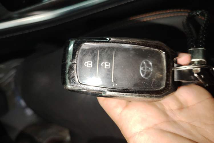 Used Toyota Crown Kluger 2024 2.5L HEV Two-Wheel Drive Luxury Edition
