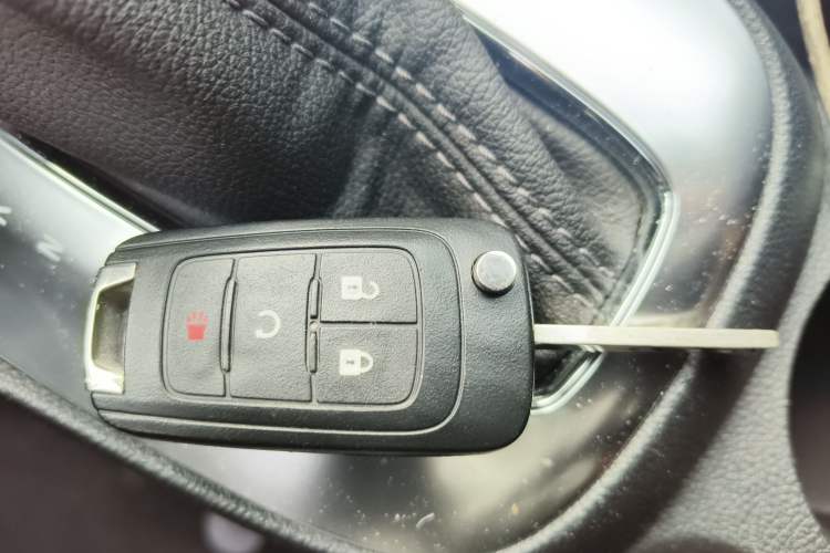 Used Buick Encore 2015 1.4T Automatic Two-Wheel Drive Urban Leading Model
