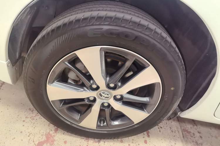 Used Toyota Levin 2016 Dual-Engine 1.8H GS-L E-CVT Leading Edition