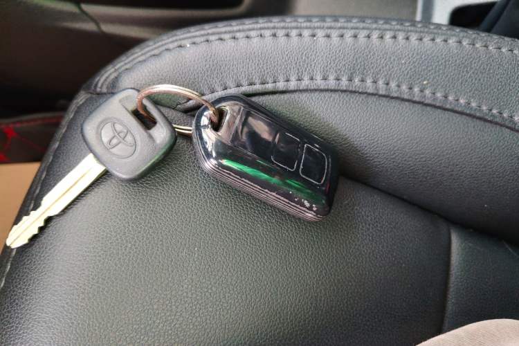 Used Toyota YARiS L 2022 1.5L CVT Leading PLUS Edition