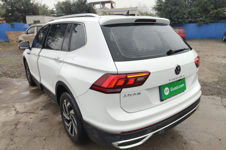 Used Volkswagen Tiguan L 2023 300TSI Automatic Two-Wheel Drive Smart Edition