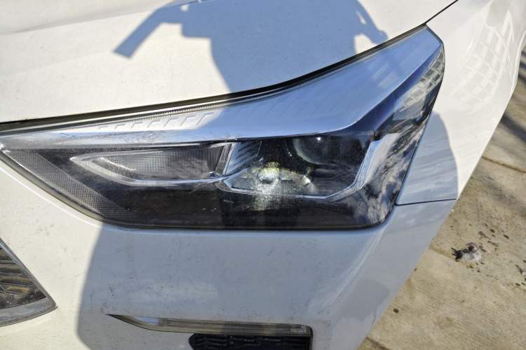 Used Haval H6 Coupe 2018 Red-Label 1.5T Automatic Two-Wheel Drive Luxury Model
