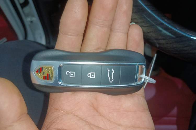 Used Porsche Cayenne 2023 Cayenne E-Hybrid 2.0T Platinum Edition
