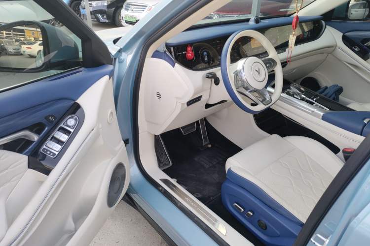 Used VOYAH FREE 2021 Four-Wheel Drive Extended-Range First Edition Commemorative Edition Exclusive Luxury Package
