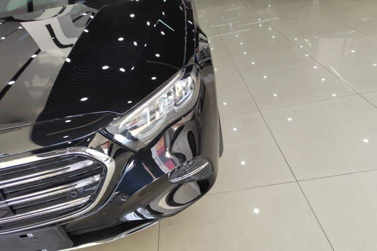 Used Mercedes-Benz E-Class 2025 Facelift E 300 L Fashion Edition
