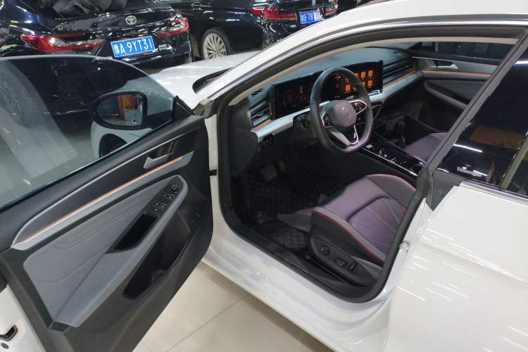 Used Volkswagen Lamando 2024 Lavida L 280TSI DSG Cool & Spicy Edition
