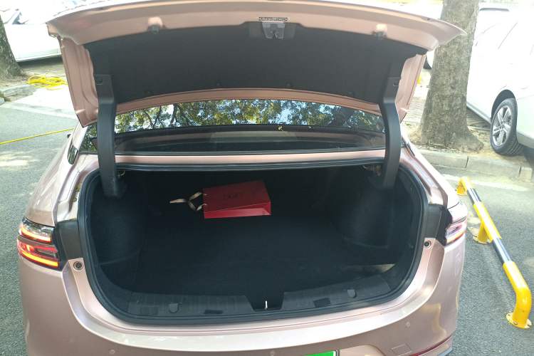 Used AION S Plus 2022 70 Intelligent Edition
