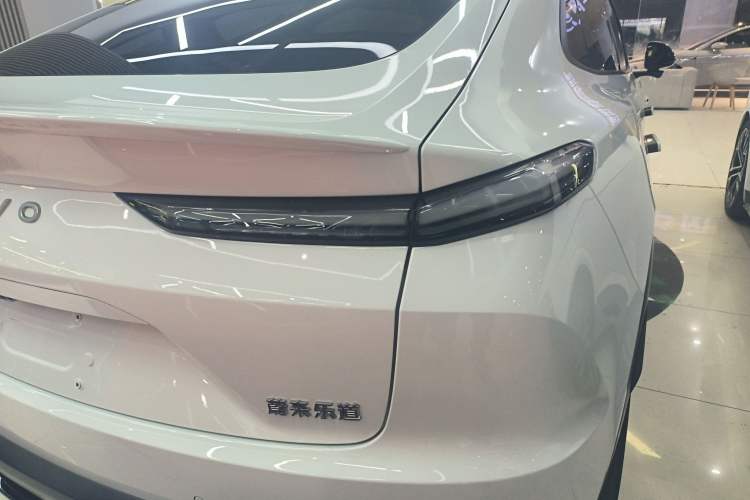 Used ONVO L60 2024 60 kWh Rear-Drive Version