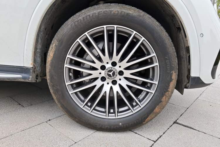 Used Mercedes-Benz GLC 2023 GLC 300 L 4MATIC Dynamic Edition 5-seater