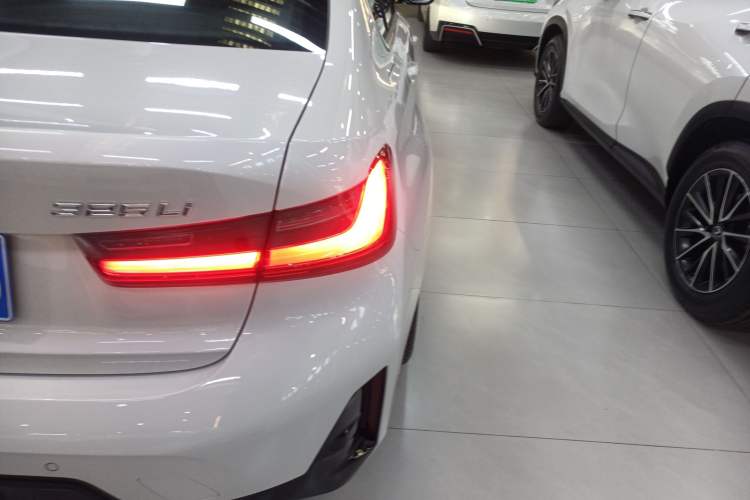 Used BMW 3 Series 2025 325Li M Sport Package