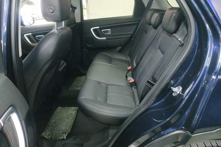 Used Land Rover Discovery Sport 2017 2.0T SE
