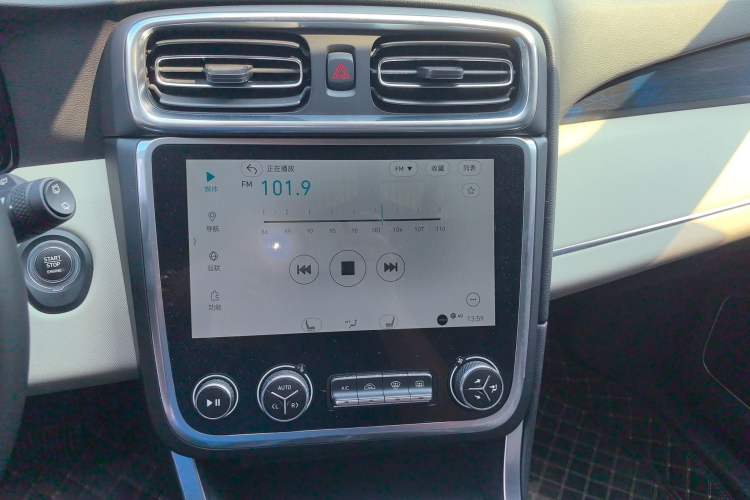 Used Lynk & Co 01 2017 2.0T Two-Wheel Drive Zhaopu Version