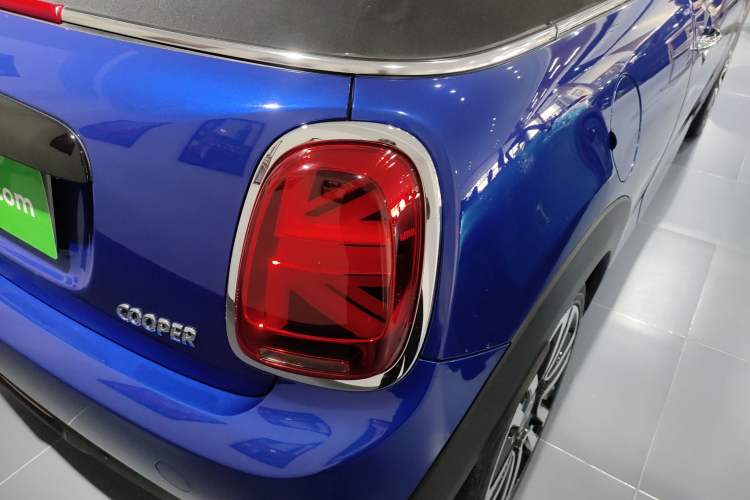 Used  MINI 2019 1.5T COOPER CABRIO Artist
