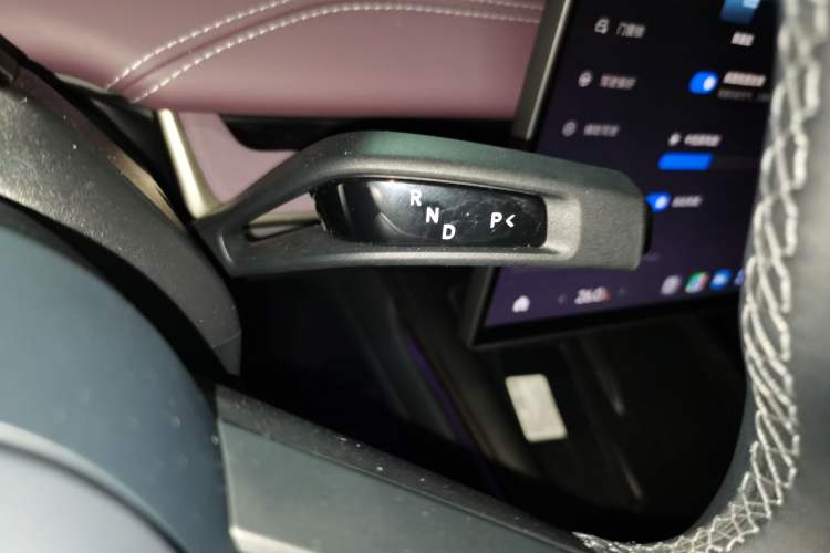 Used  SU7 2024 Four-Wheel Drive Ultra-Long Range Advanced Intelligent Driving Max Edition
