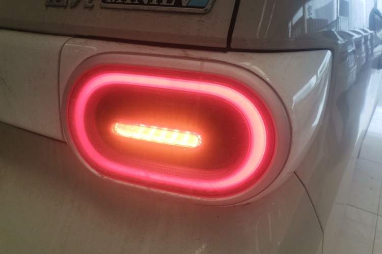 Used Wuling Hongguang MINIEV 2024 3rd Generation 215km Youth Edition
