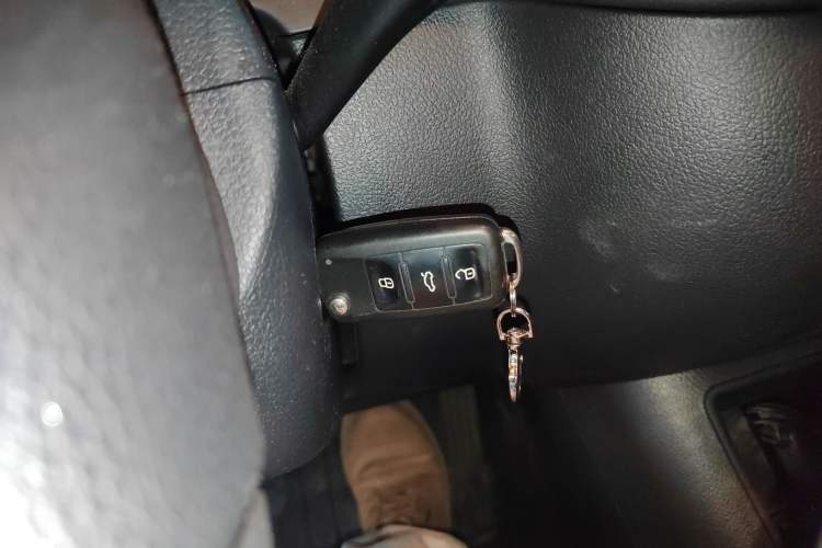 Used Volkswagen Tiguan L 2015 1.8TSI Manual Two-Wheel Drive Fashion Edition
