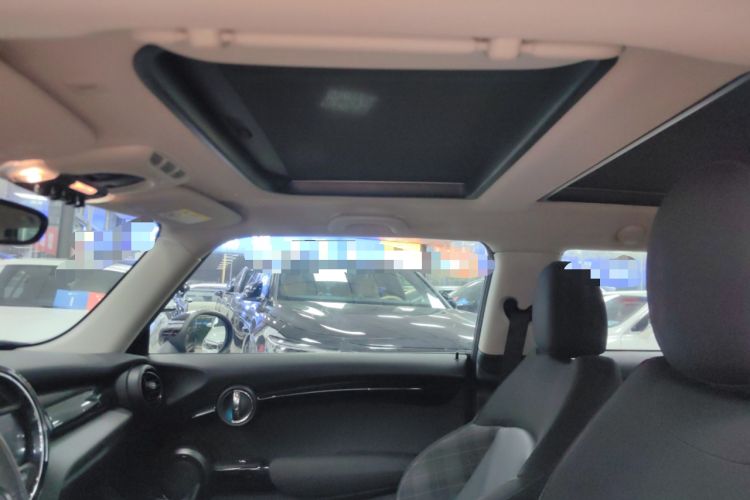 Used  MINI 2018 1.5T COOPER Classic Edition
