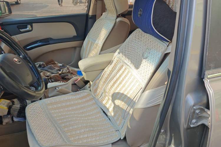 Used Kia Sportage 2013 2.0L Manual Two-Wheel Drive GL Trim
