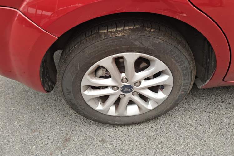 Used Ford Focus 2013 Hatchback Classic 1.8L Automatic Millionth Anniversary Edition
