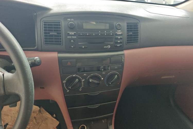 Used BYD F3 2012 Energy-Saving Edition 1.5L Manual Comfort Model
