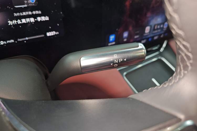 Used Hima AITO M8 2025 Extended-Range Ultra Version 53.4 kWh 5-Seater Edition
