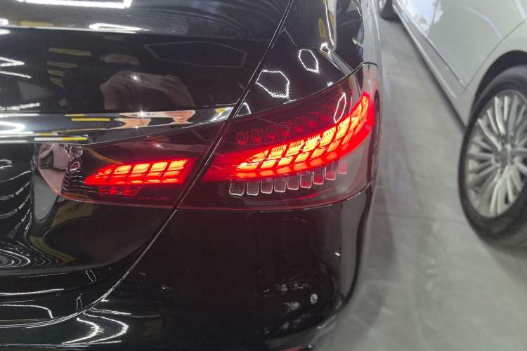 Used Mercedes-Benz E-Class 2023 Updated E 300 L Fashion Edition
