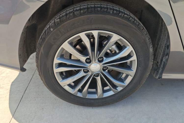 Used MG 5 2025 180 DVVT Global Luxury Edition
