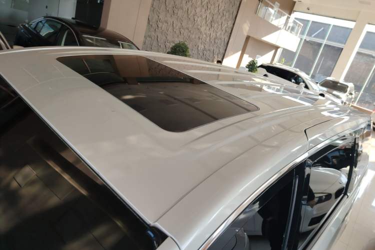 Used Buick GL8 2018 ES 28T Premium Model China VI Standard
