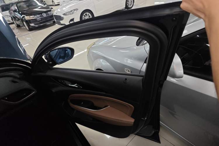 Used Buick Regal 2019 20T Elite Version China VI Standard
