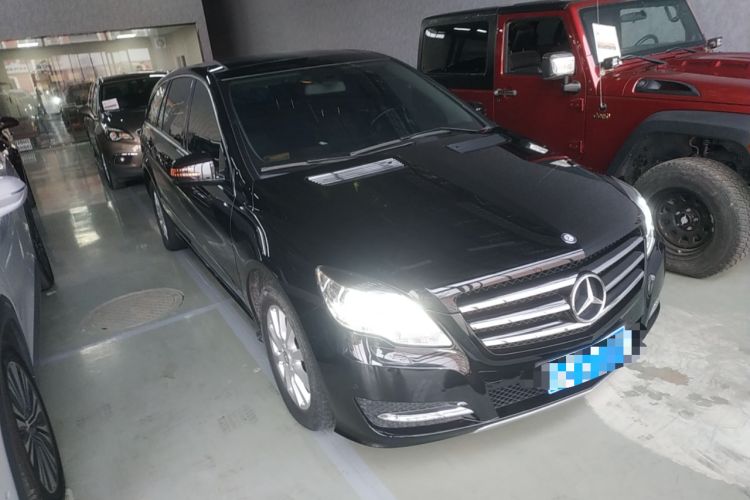 Used Mercedes-Benz R-Class 2014 R 320 4MATIC Business Model
