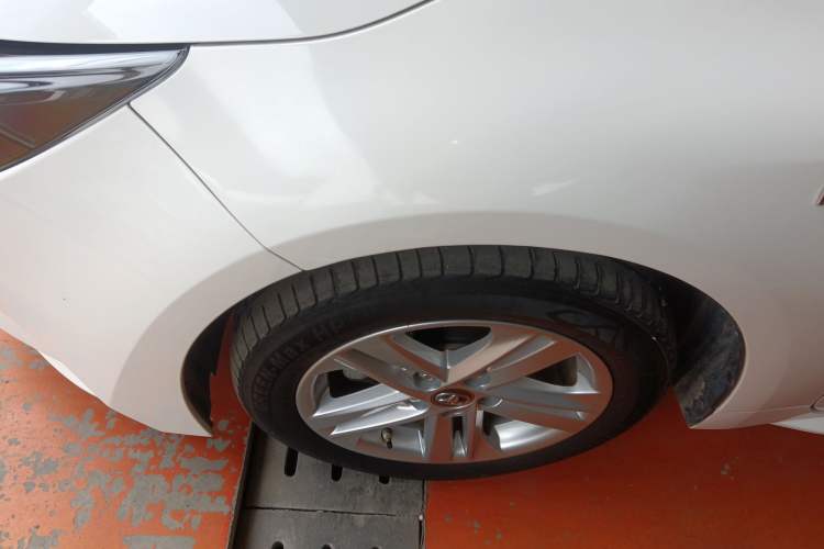 Used Toyota Levin 2022 Dual-Motor 1.8H E-CVT Leading Edition
