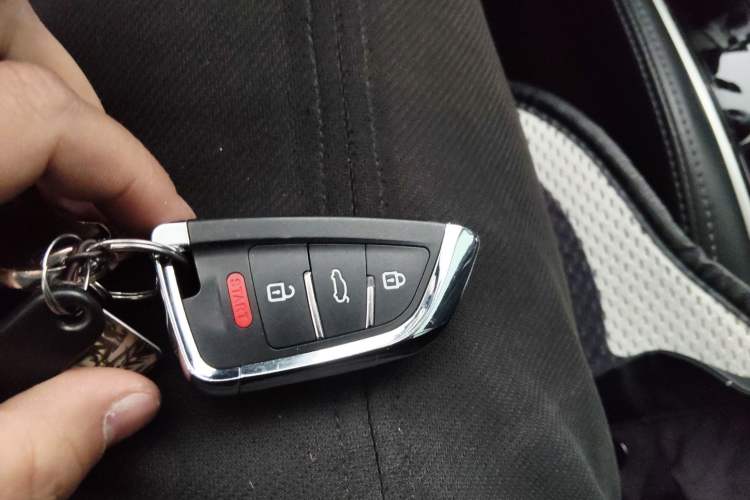 Used Nissan X-Trail 2017 2.5L CVT Luxury Edition 4WD
