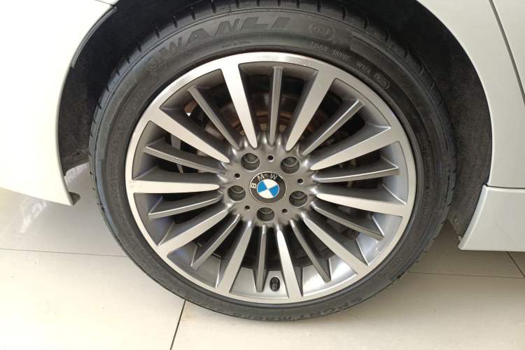 Used BMW 3 Series 2019 320Li Fashion Model
