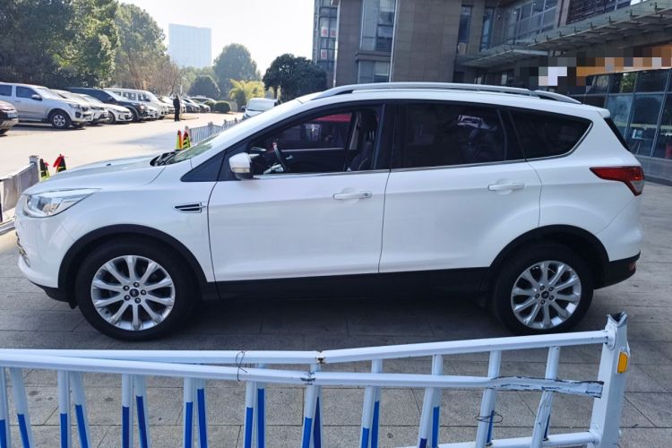 Used Ford Kuga 2015 1.5L GTDi Two-Wheel Drive Fashion Edition
