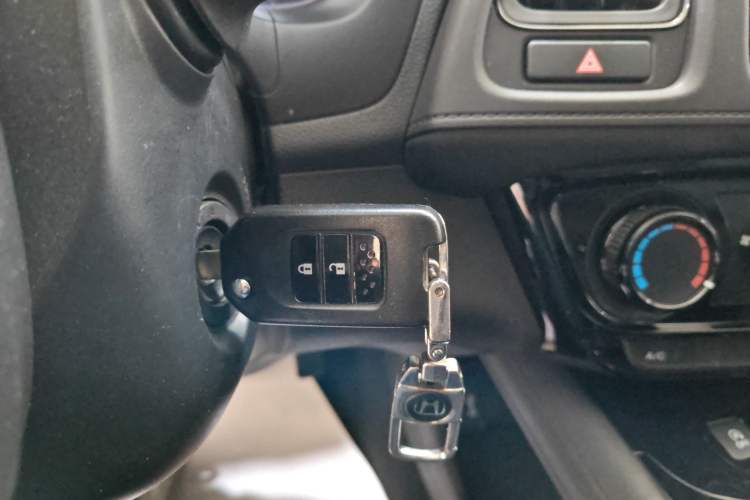 Used Honda Vezel 2020 1.5L CVT Pioneer Edition