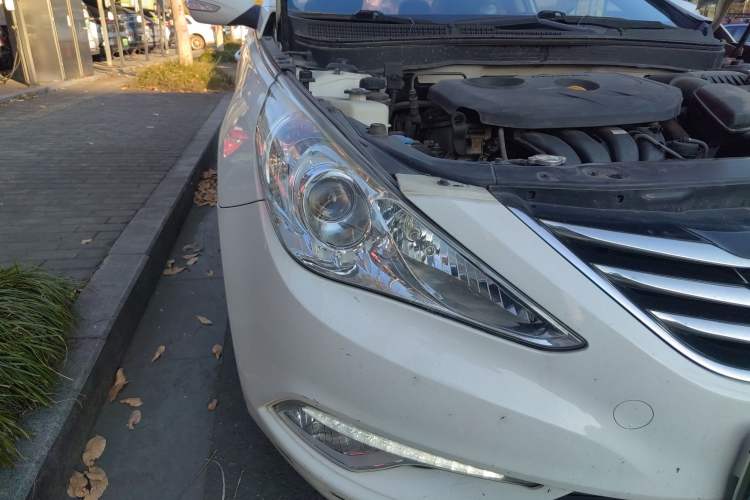 Used Hyundai Sonata 2014 2.0L Automatic Luxury Edition
