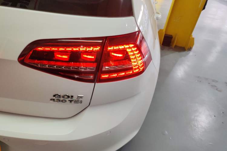 Used Volkswagen Golf 2017 230TSI Automatic Comfort Edition – Celebrating Milestone of One Million Units
