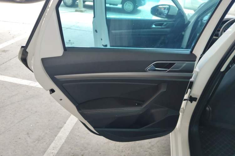 Used Volkswagen Lavida 2022 1.5L Automatic Comfort Edition