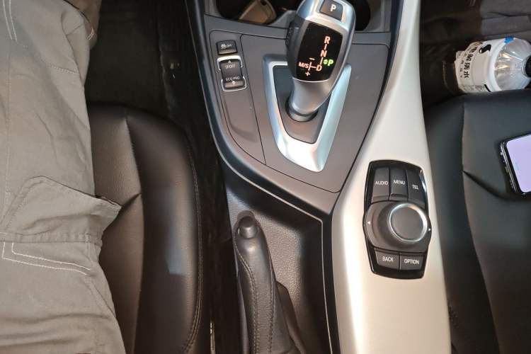 Used BMW 1 Series 2013 Facelifted 118i Leading Edition