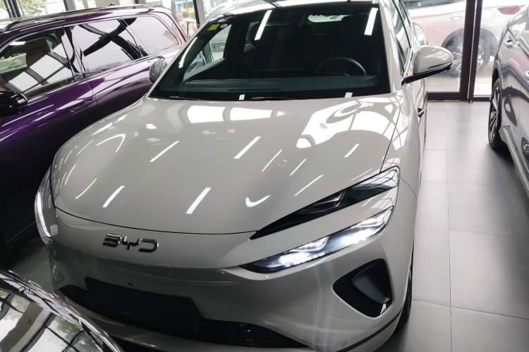 Used BYD Sealion 06 New Energy 2025 Model EV 605 Navigation Pro Edition
