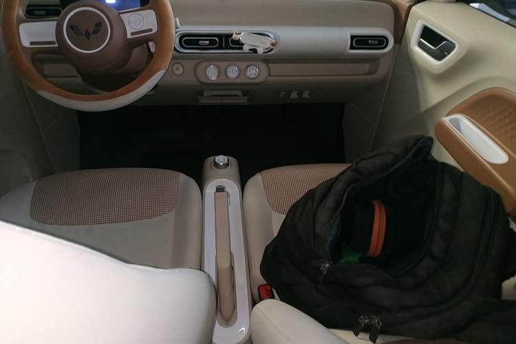 Used Wuling Hongguang MINIEV 2024 3rd Generation 215km Youth Edition