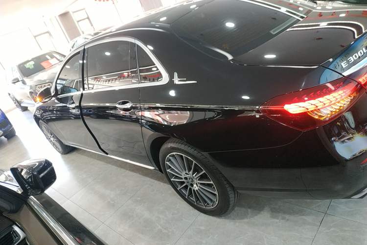 Used Mercedes-Benz E-Class 2023 E 260 L
