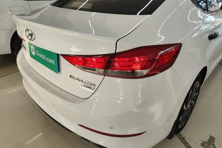 Used Hyundai Elantra 2019 1.4T Dual-Clutch Xuan Dong · Dynamic Model