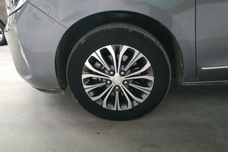 Used Buick GL8 2020 Land Business Class 652T Luxury Model
