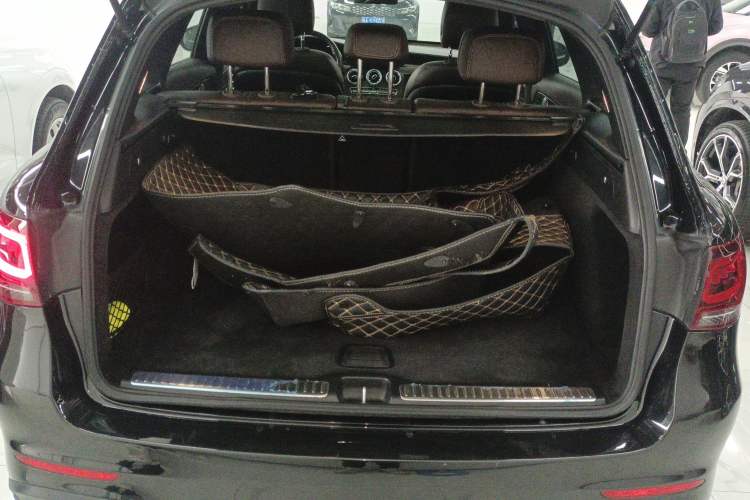 Used Mercedes-Benz GLC 2022 Facelift GLC 260 L 4MATIC Luxury Edition
